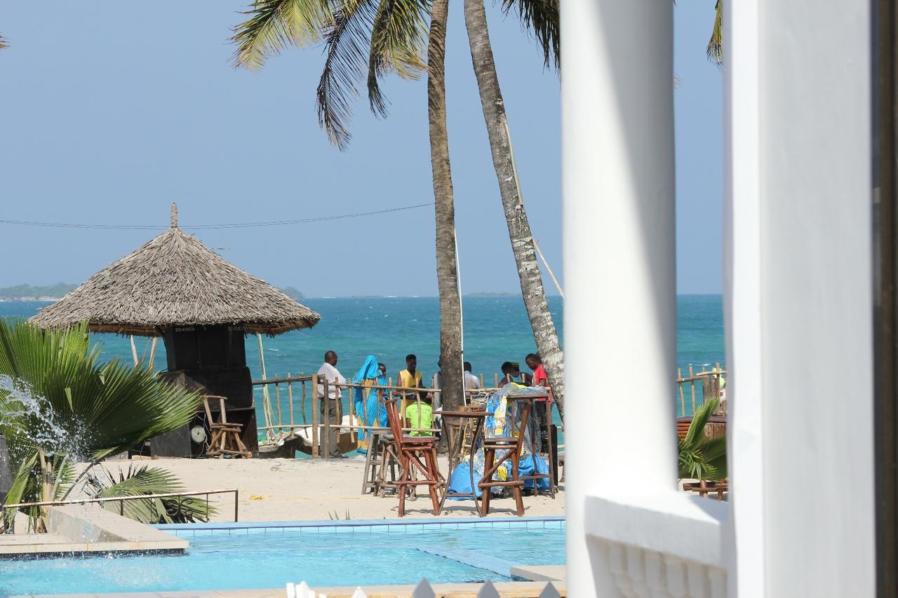 Villa Dahl Beach Resort Dár Al-Szalám Kültér fotó